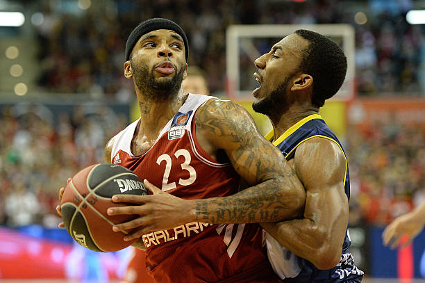 剧了价格的 剧了价格的