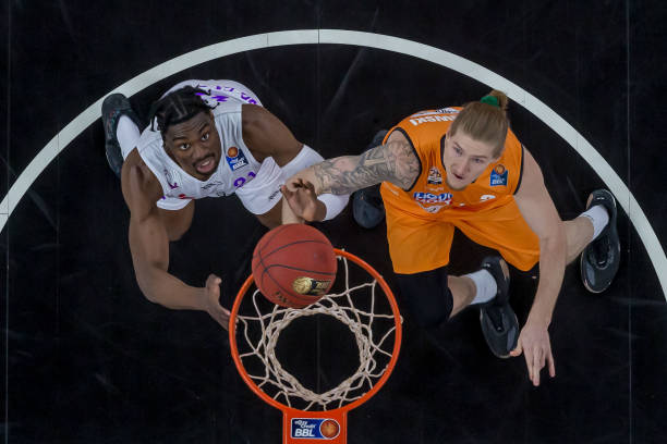 内关于转会 内关于转会