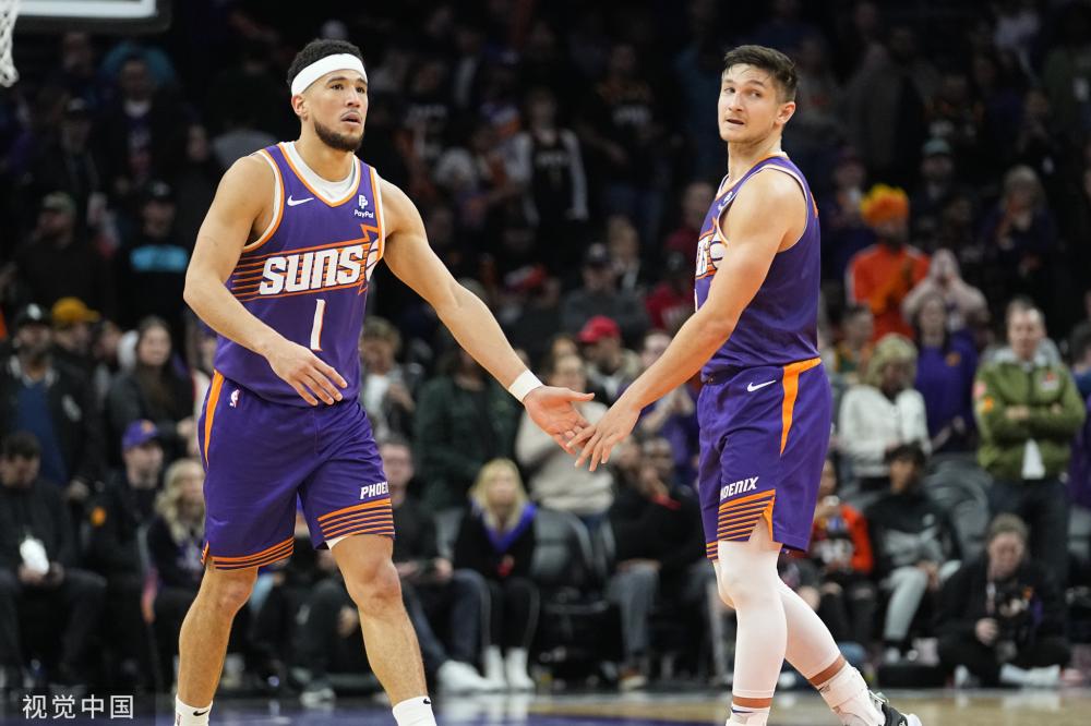 球迷们期待 球迷们期待